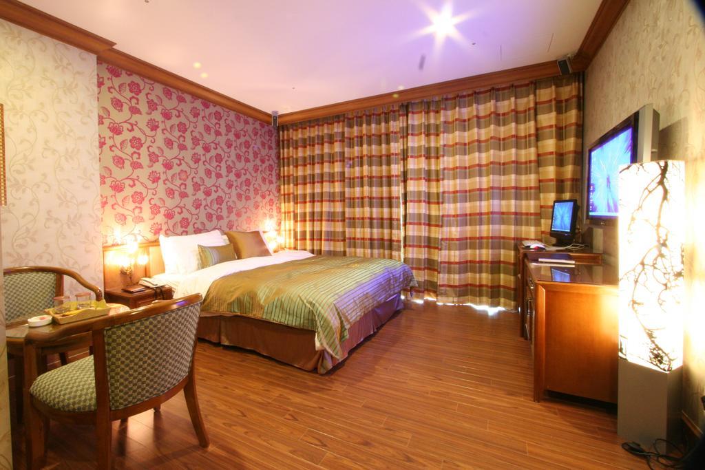 Wiz Hotel Phadzsu Kültér fotó
