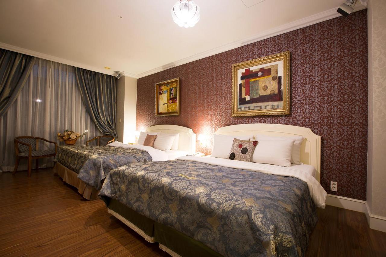 Wiz Hotel Phadzsu Kültér fotó